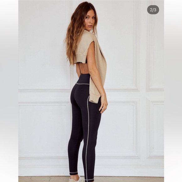NWT TAN+LINES Leggings - Picture 2 of 3